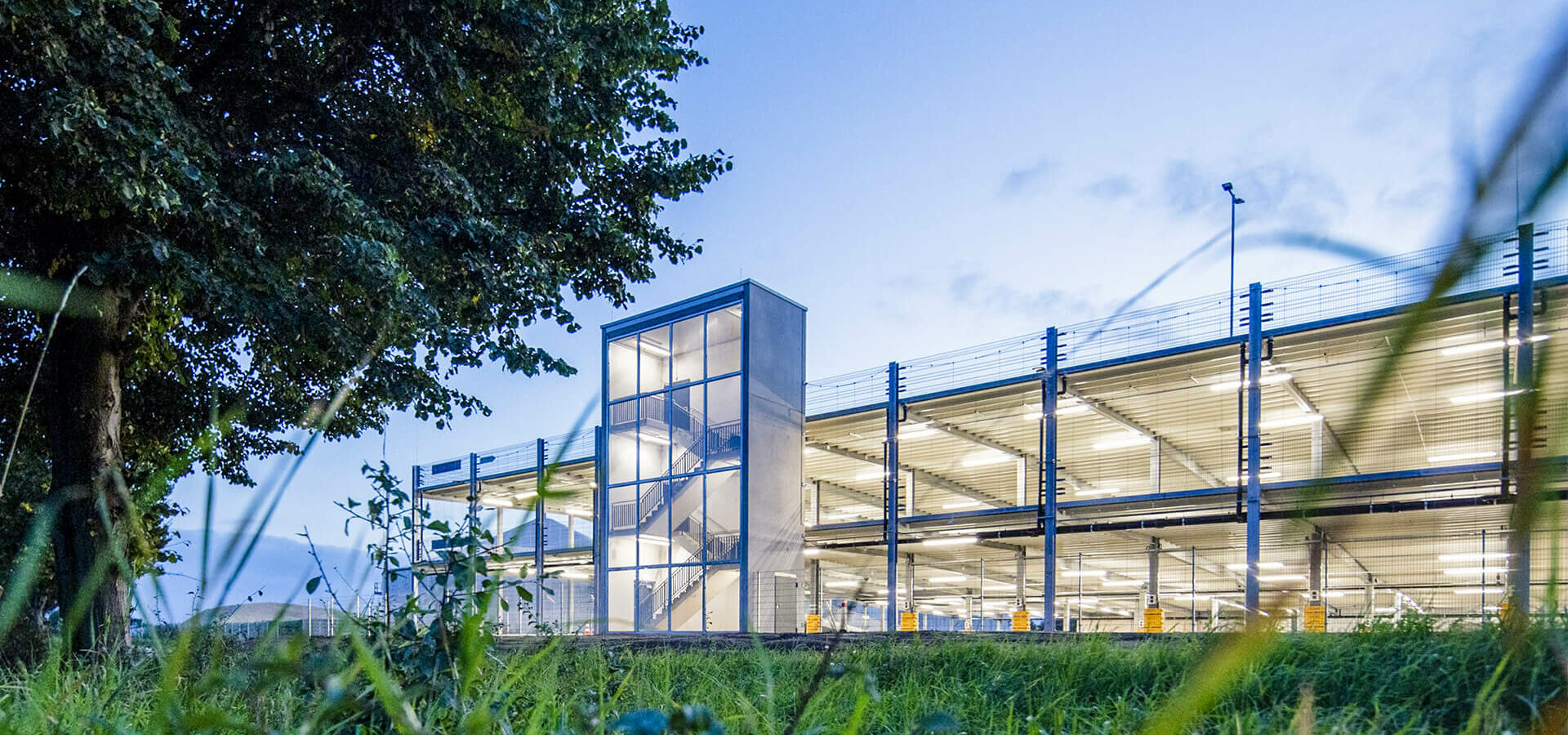 chantier parking construction métallique Briand GROUP